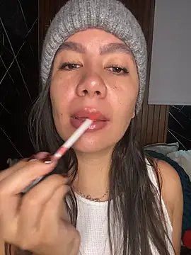 ValentinaEliot online show from April 1, 12:28 pm