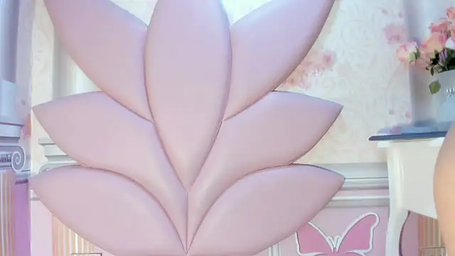 valeriecute18 online show from February 28, 7:46 pm