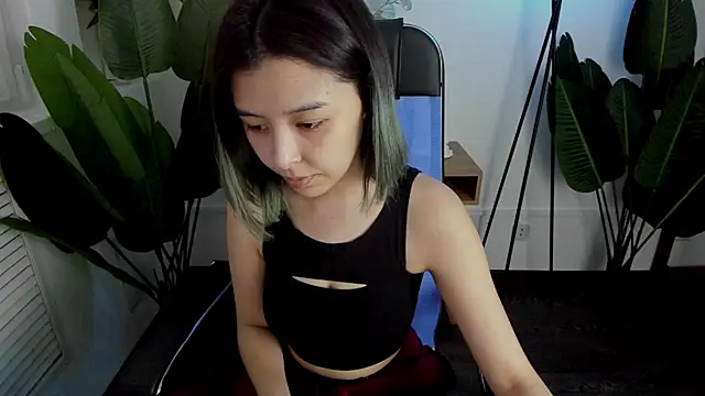 SirenMystiq online show from May 11, 7:22 pm