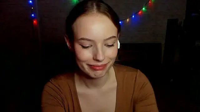 deep eyes online show from February 1, 7:12 pm