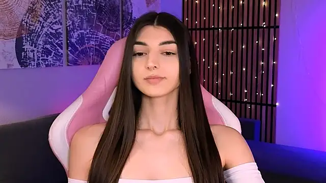 LilyShine  online show from February 6, 2:53 pm