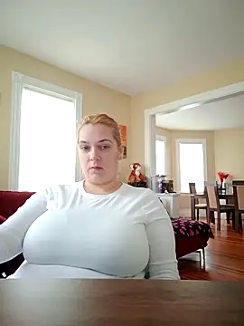 Aria423 online show from March 31, 12:49 pm