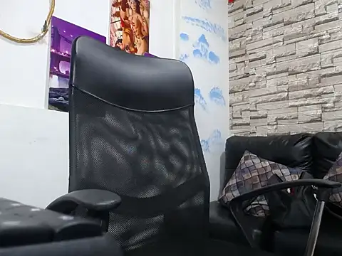 estefani robles online show from January 13, 11:53 pm