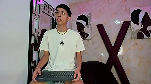 SWEET RABBIT1 online show from February 23, 7:24 pm