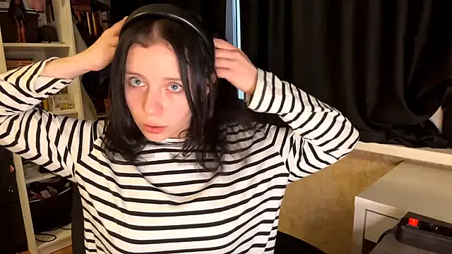 Eva blo0m online show from January 11, 6:51 am