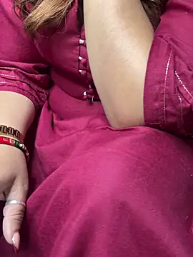 butterflyslay online show from February 4, 12:08 pm