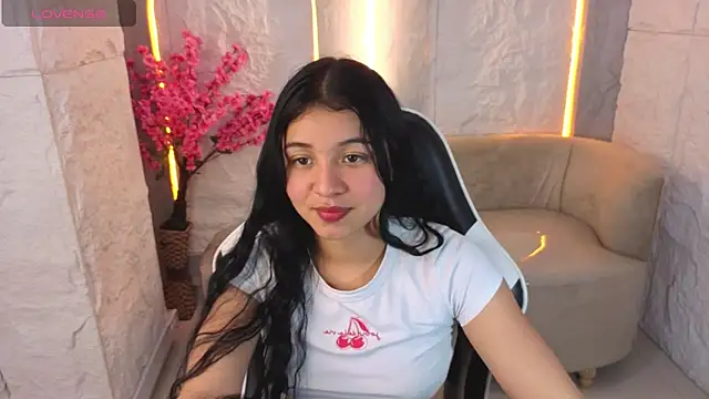 Sofi Adams Tx online show from December 18, 1:49 pm