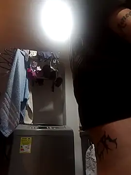 Divine Pouvoir online show from April 16, 12:38 pm