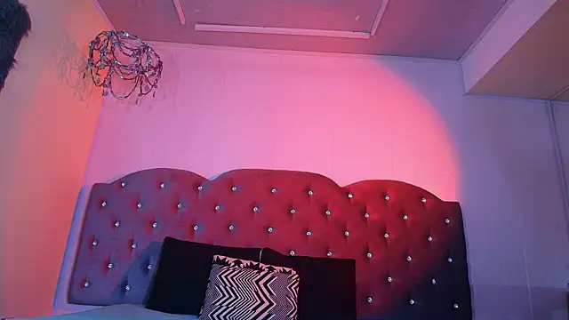 scarlett venom  online show from March 18, 8:14 pm