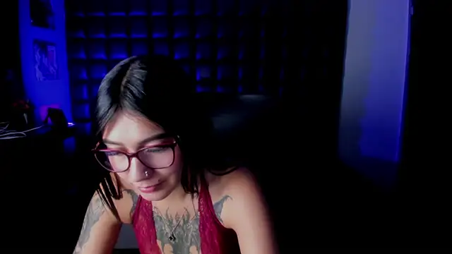 MiaFox 03 online show from April 23, 11:18 pm