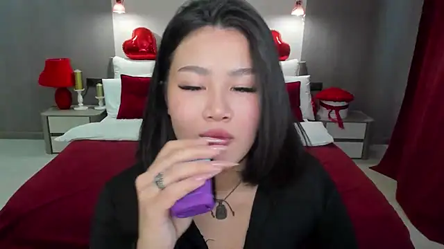 Brunette Charm online show from February 28, 11:09 am