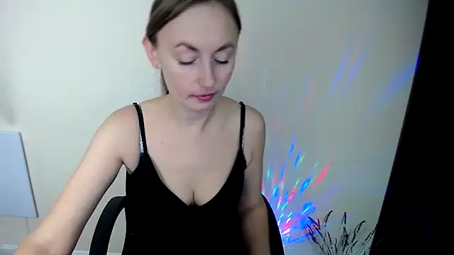 LiaSeass  online show from December 20, 8:07 am