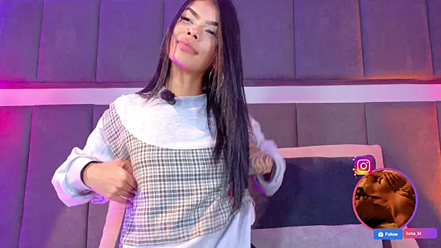 luna blannco online show from April 1, 11:44 am