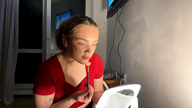 Ginnyinjeans online show from December 22, 6:11 pm