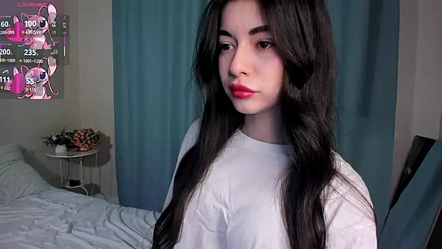 LisaColee online show from March 18, 10:37 pm