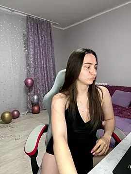 Lina          online show from January 9, 11:20 pm