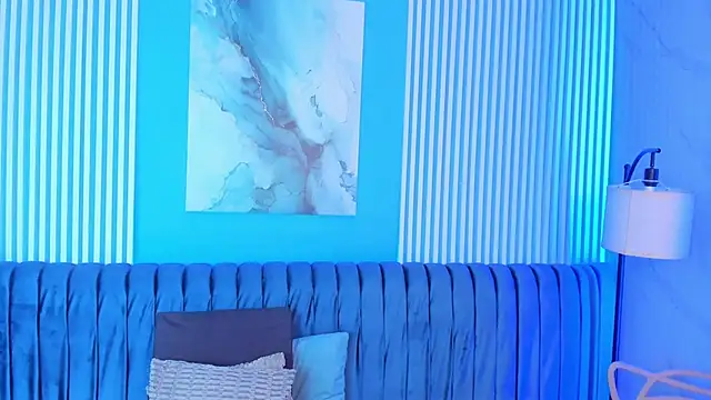 dahianeconnor online show from March 30, 11:54 am