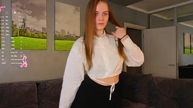 DivaViera online show from December 14, 6:08 am