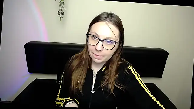 LiliaErmi online show from April 4, 6:34 am