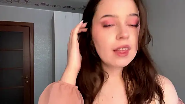 Freya land online show from February 21, 1:45 pm