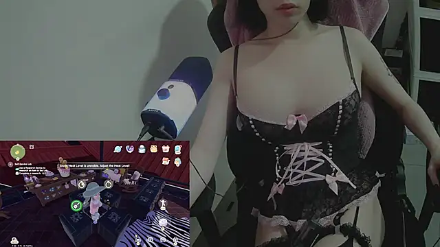 mommywho69 online show from March 1, 7:35 pm