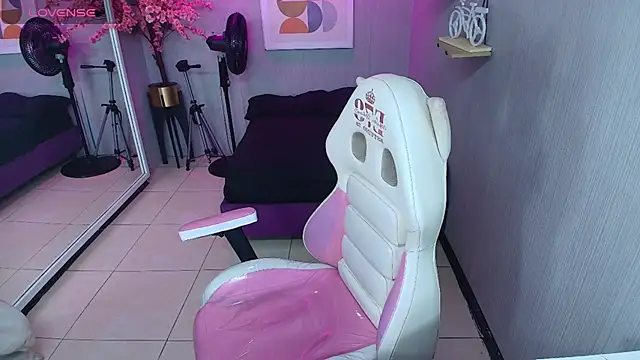 Carolina cherry online show from March 22, 12:00 pm