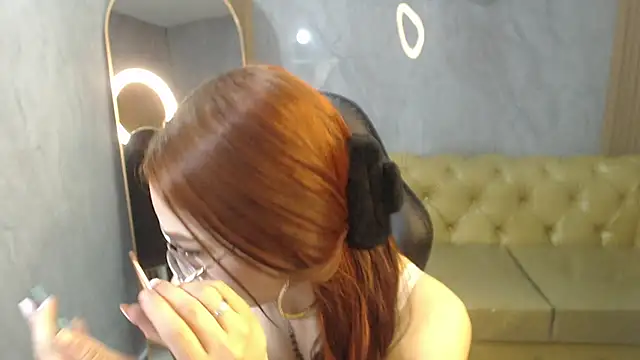 Kimberly23 a online show from December 21, 9:41 pm