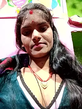 Punam sekhavat online show from February 3, 7:18 pm