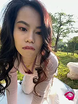 ella-ys online show from January 9, 7:35 am