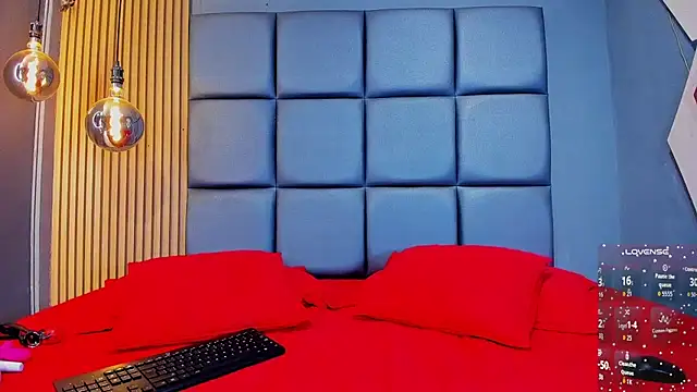 PAMELA-SMIITH online show from February 17, 12:59 pm