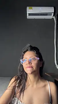 mila mils18 online show from December 21, 11:52 pm