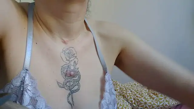 anngelle online show from April 23, 8:11 am