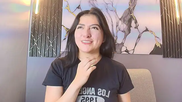 VIOLETA PARKKER online show from December 22, 7:28 pm