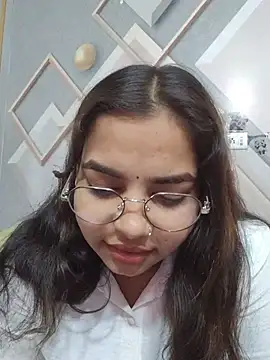 Himani 0122 online show from July 8, 9:44 am