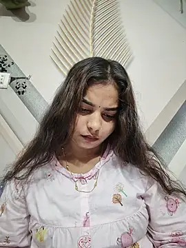Himani 0122 online show from July 4, 5:31 pm