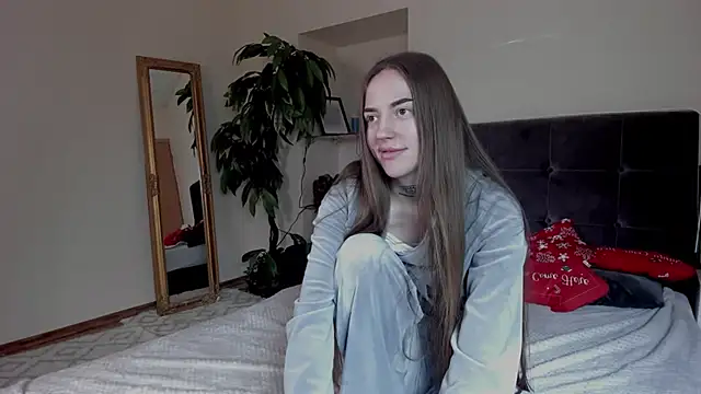 AdrianaCult online show from January 11, 7:02 am