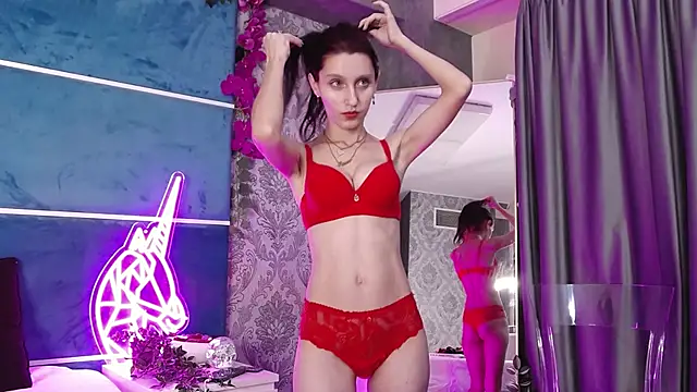 HaliaGlass online show from January 9, 7:29 pm