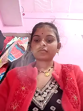 Uma pande online show from February 6, 11:30 pm