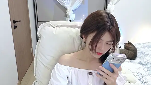 Koikoi    online show from April 9, 5:43 am