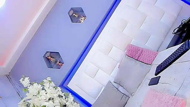 FernandaGil online show from December 21, 6:06 am