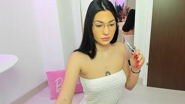 Baby Ava  online show from February 15, 8:19 pm