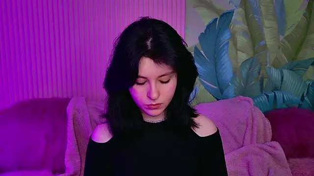 Milana Cold online show from January 14, 8:47 pm