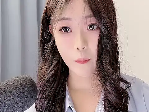 smalldaisy online show from January 13, 2:39 am