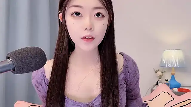 smalldaisy online show from April 16, 2:45 am