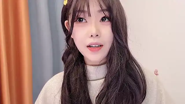 smalldaisy online show from February 12, 2:24 am