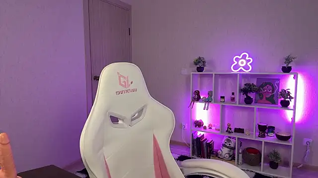 KellySunn online show from February 22, 10:16 am