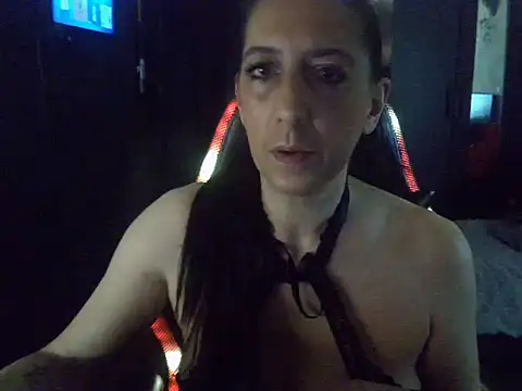 labelgecoquine online show from April 7, 5:48 pm