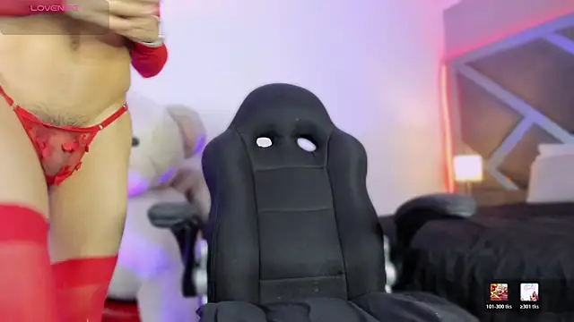 Charlotteinpole online show from February 18, 3:49 am