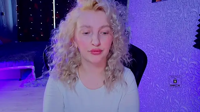 Eva Vibe  online show from April 5, 6:12 am