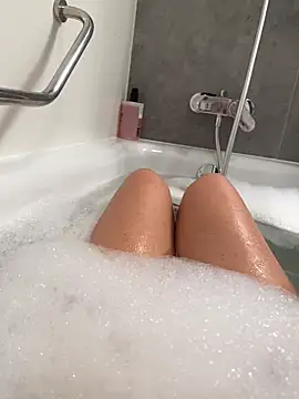 AliceAlicee online show from January 17, 2:46 pm